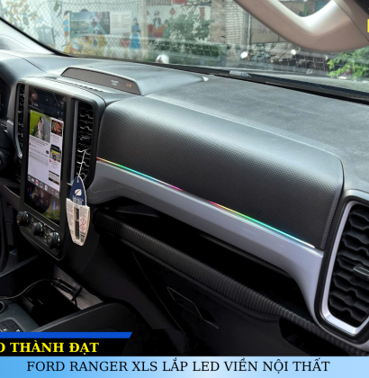 FORD RANGER XLS LẮP LED VIỀN NỘI THẤT
