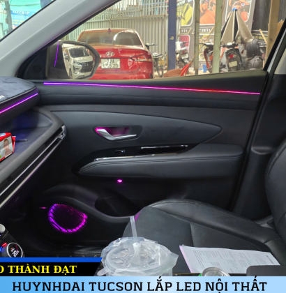 HYUNDAI TUCSON LẮP LED NỘI THẤT