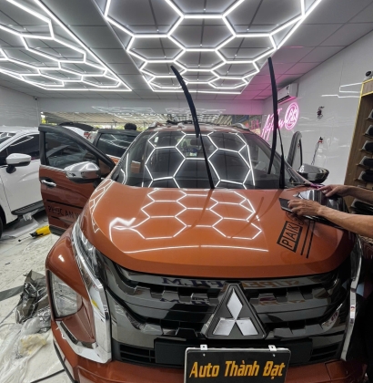 XPANDER CROSS DÁN FILM CÁCH NHIỆT 3M