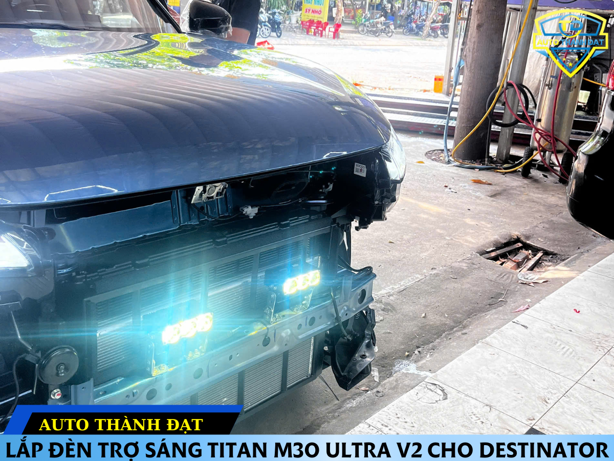 LẮP ĐÈN TRỢ SÁNG TITAN M30 ULTRA V2 CHO DESTINATOR