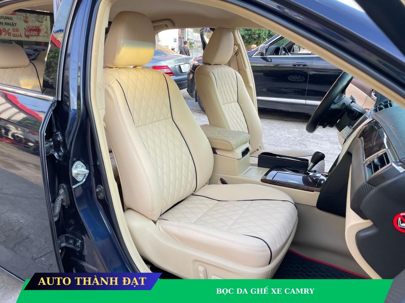 BỌC DA GHẾ XE CAMRY