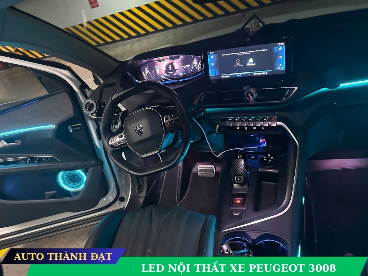 led-noi-that-xe-peugeot-3008