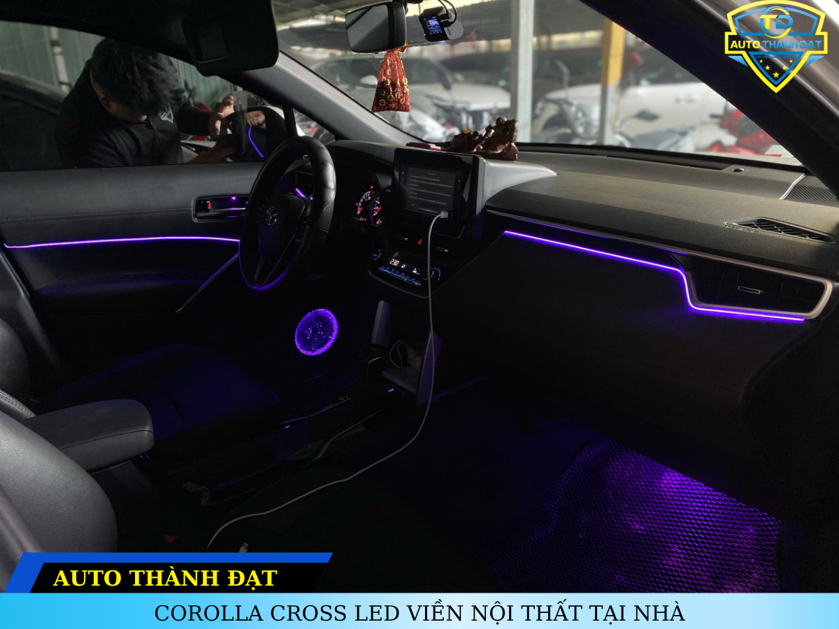 COROLLA CROSS LED VIỀN NỘI THẤT TẠI NHÀ