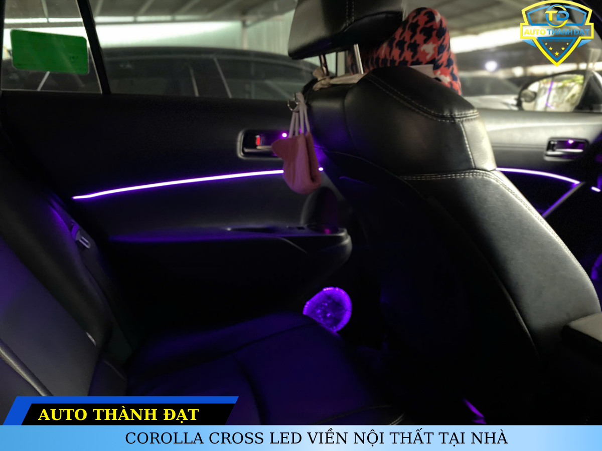 COROLLA CROSS LED VIỀN NỘI THẤT TẠI NHÀ