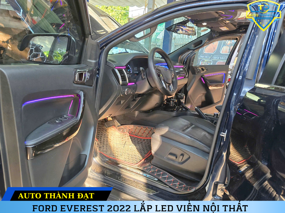 FORD EVEREST 2022 LẮP LED VIỀN NỘI THẤT