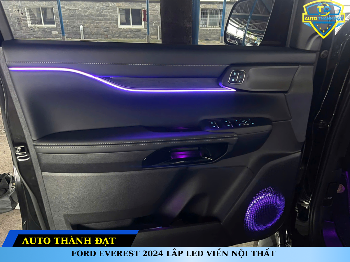 FORD EVEREST 2024 LẮP LED VIỀN NỘI THẤT