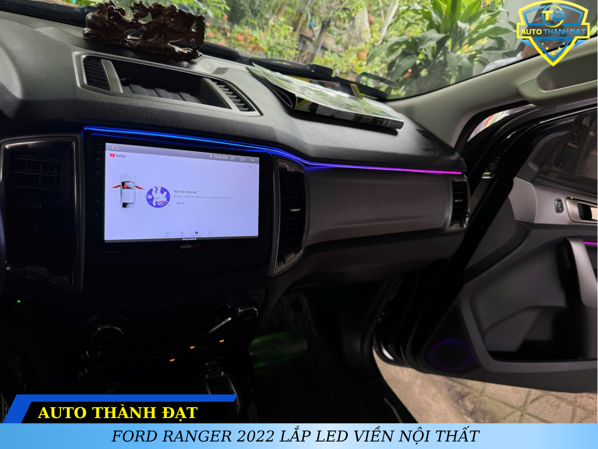 FORD RANGER 2022 LẮP LED VIỀN NỘI THẤT 