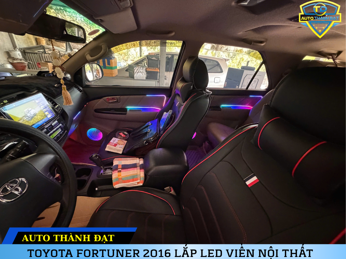 LED NỘI THẤT FORTUNER 2016
