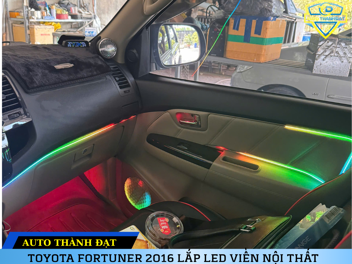 LED NỘI THẤT FORTUNER 2016