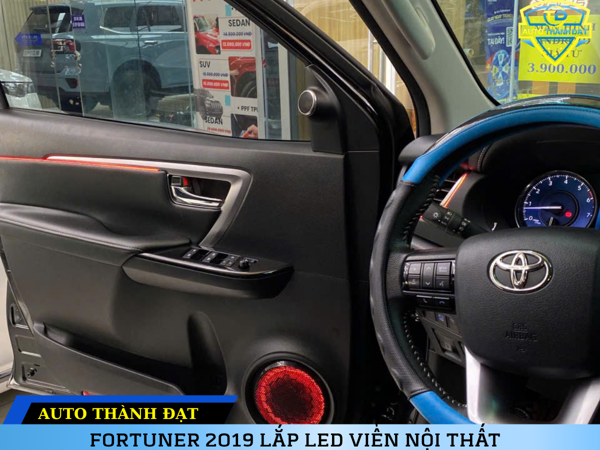 FORTUNER 2019 LẮP LED VIỀN NỘI THẤT