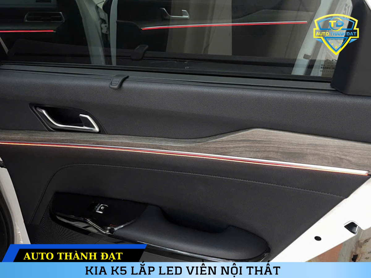 KIA K5 LẮP LED VIỀN NỘI THẤT 