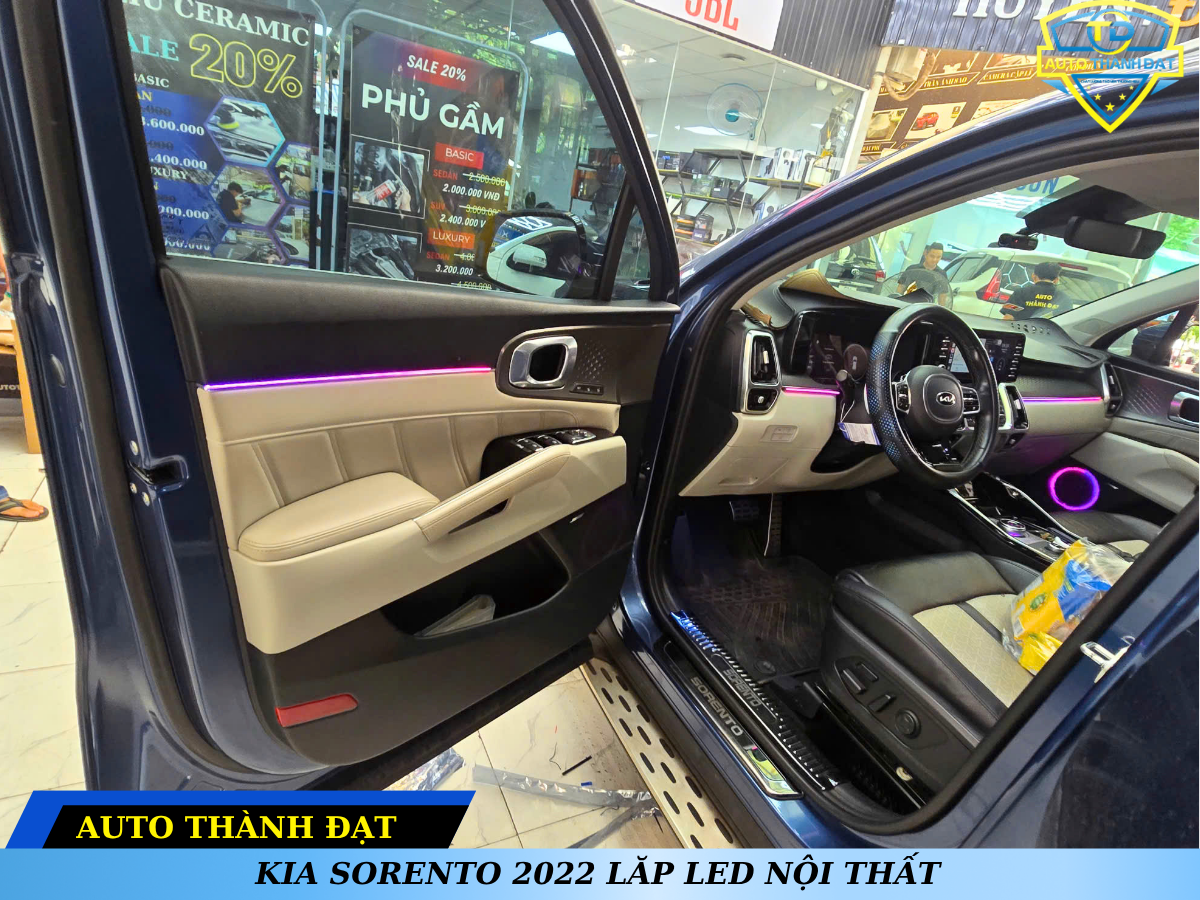 KIA SORENTO 2022 LẮP LED NỘI THẤT
