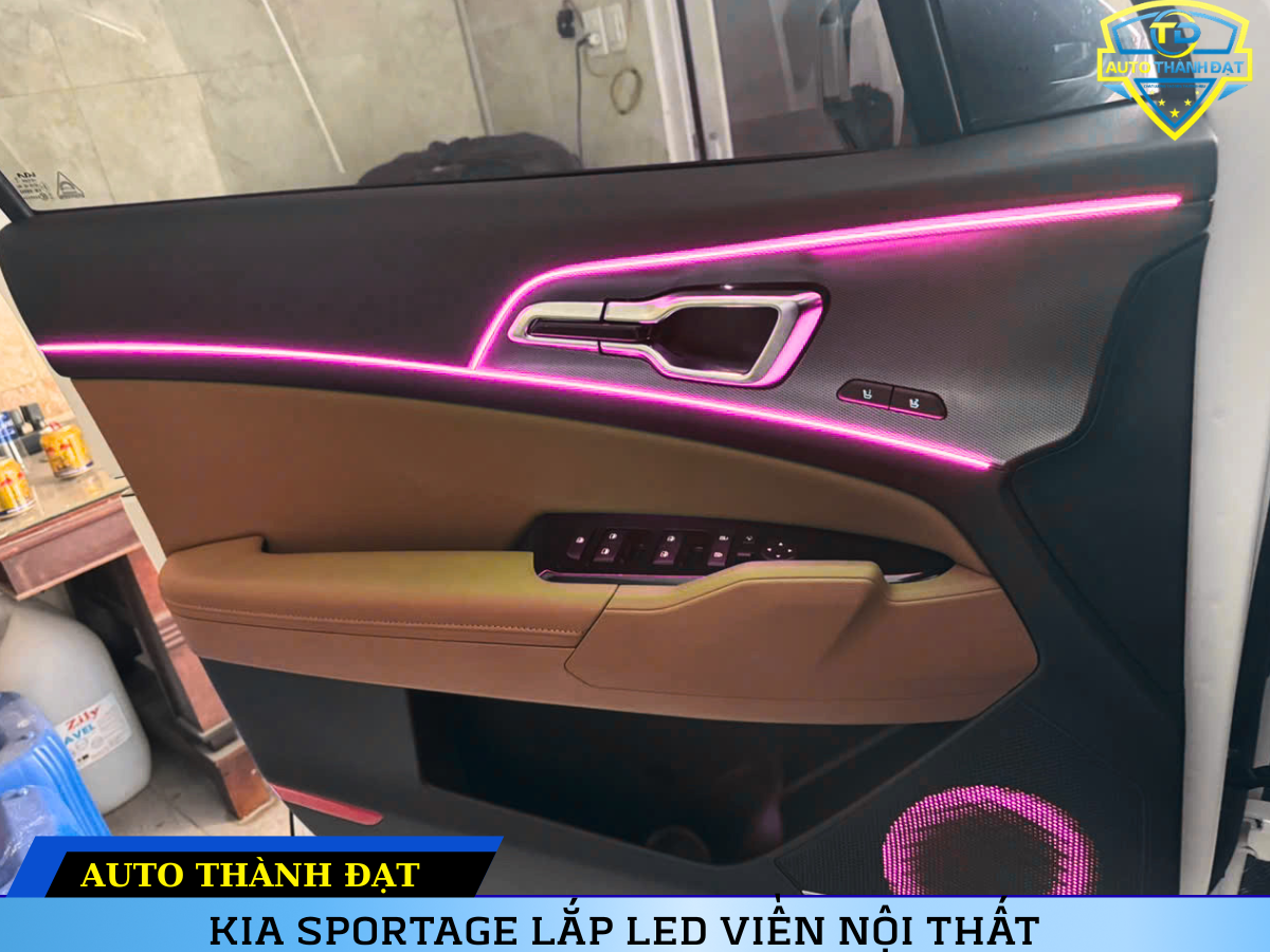 KIA SPORTAGE LẮP LED VIỀN NỘI THẤT