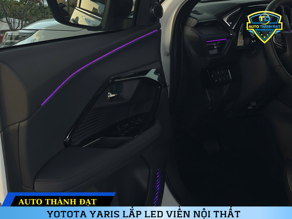 TOYOTA YARIS LẮP LED VIỀN NỘI THẤT