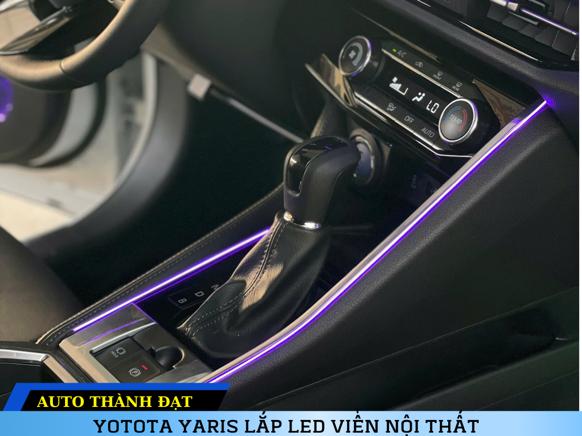 TOYOTA YARIS LẮP LED VIỀN NỘI THẤT