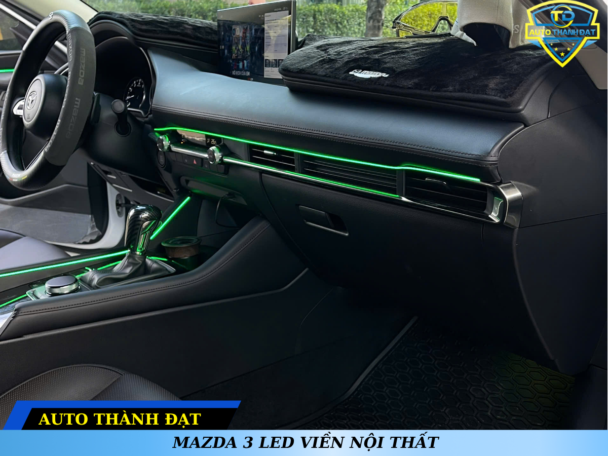 MAZDA 3 LED VIỀN NỘI THẤT