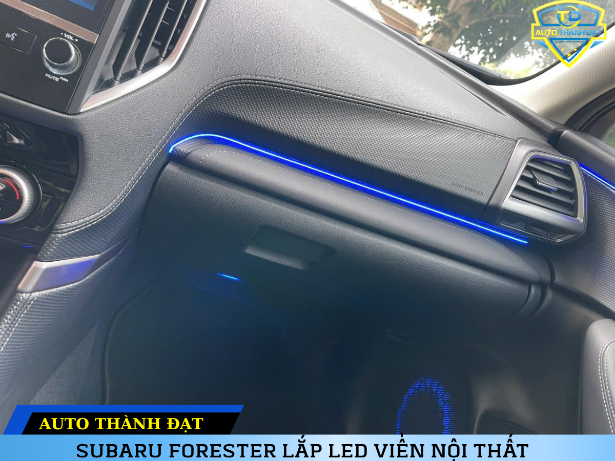 SUBARU FORESTER LẮP LED VIỀN NỘI THẤT