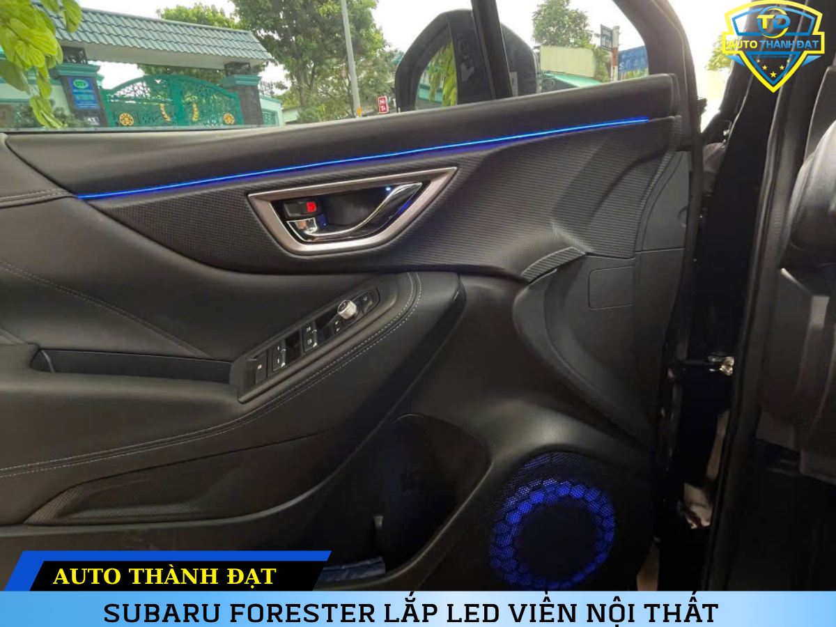 SUBARU FORESTER LẮP LED VIỀN NỘI THẤT