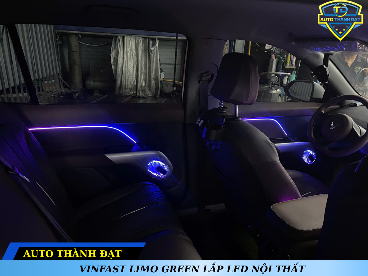 VINFAST LIMO GREEN LẮP LED NỘI THẤT