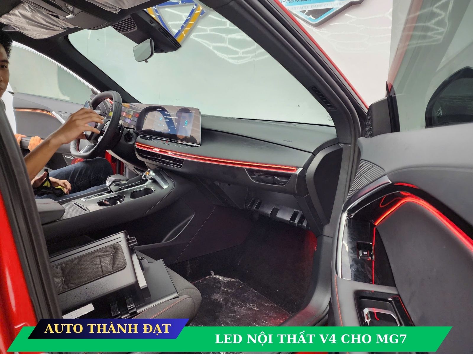 LED NỘI THẤT XE MG7