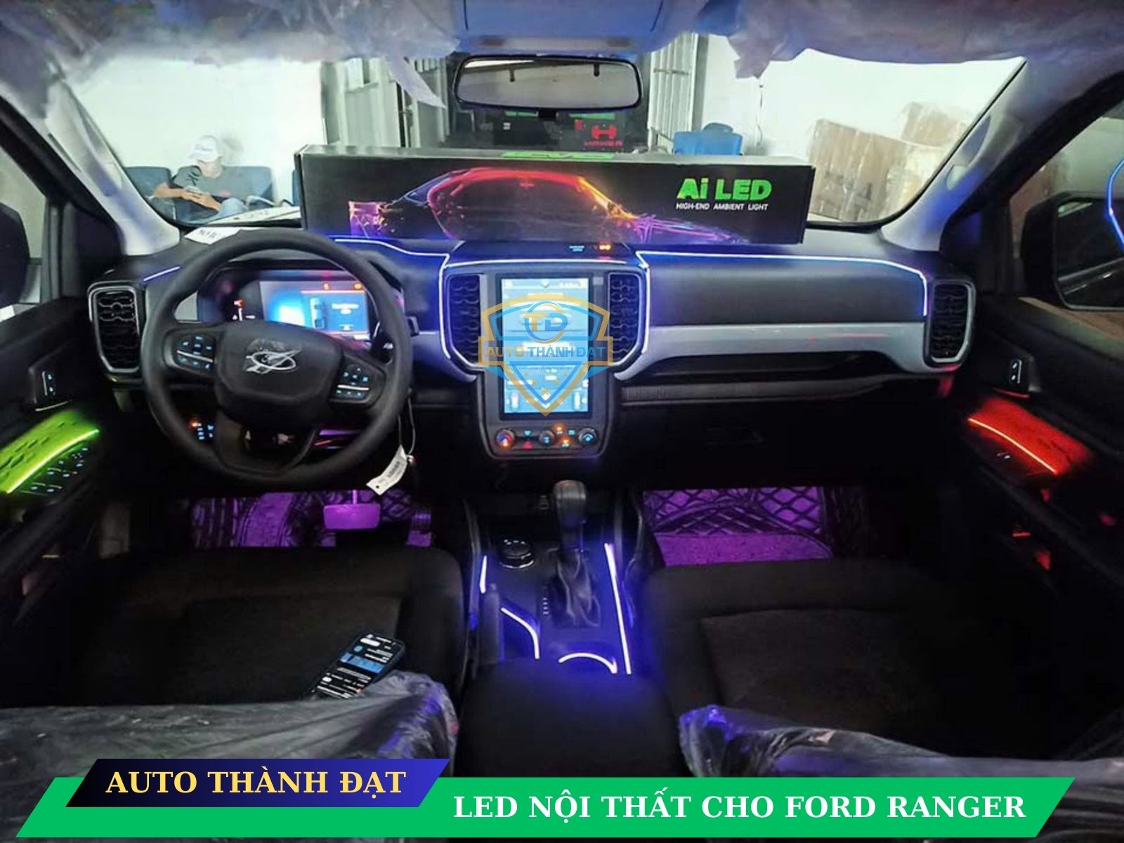 LED NỘI THẤT XE FORD RANGER