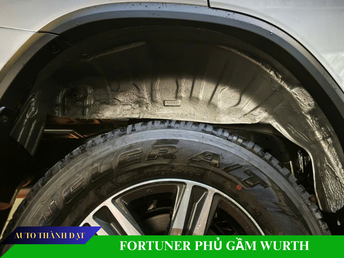 FORTUNER PHỦ GẦM Ô TÔ