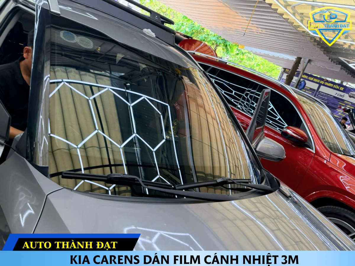 KIA CARENS DÁN FILM CÁCH NHIỆT 3M