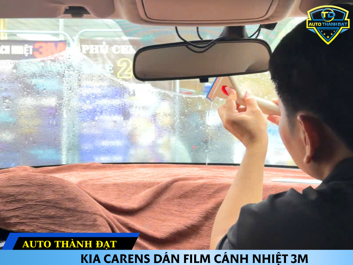 KIA CARENS DÁN FILM CÁCH NHIỆT 3M