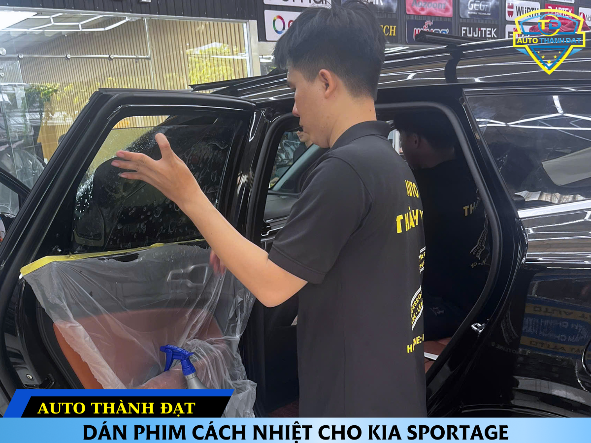 KIA SPORTAGE DÁN FILM CÁCH NHIỆT 3M