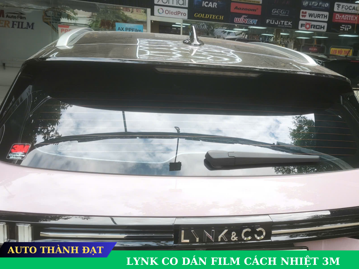 LYNK CO DÁN FILM CÁCH NHIỆT 3M