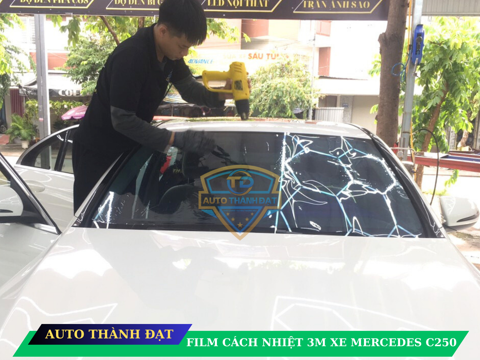 dán film cách nhiệt xe Mercedes C250