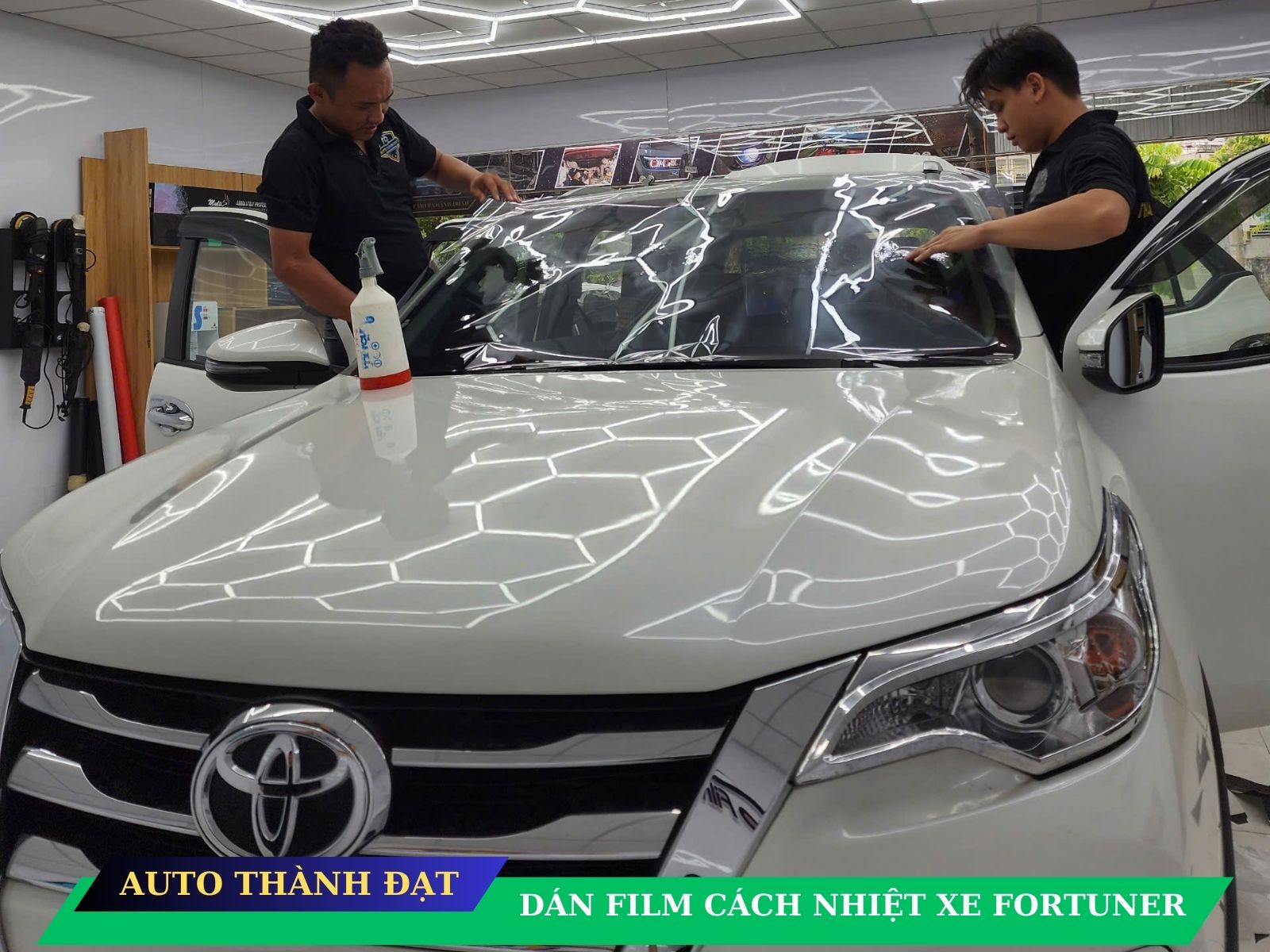 dan film cach nhiet xe fortuner