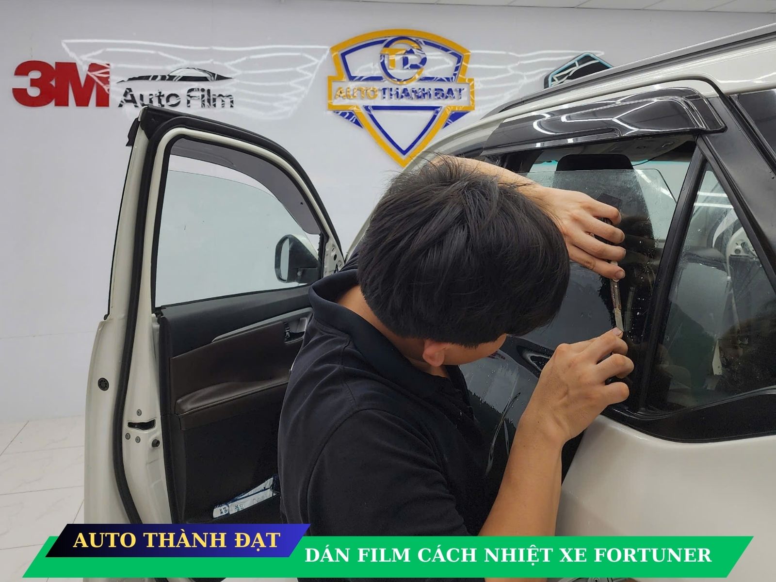 dan film cach nhiet xe fortuner