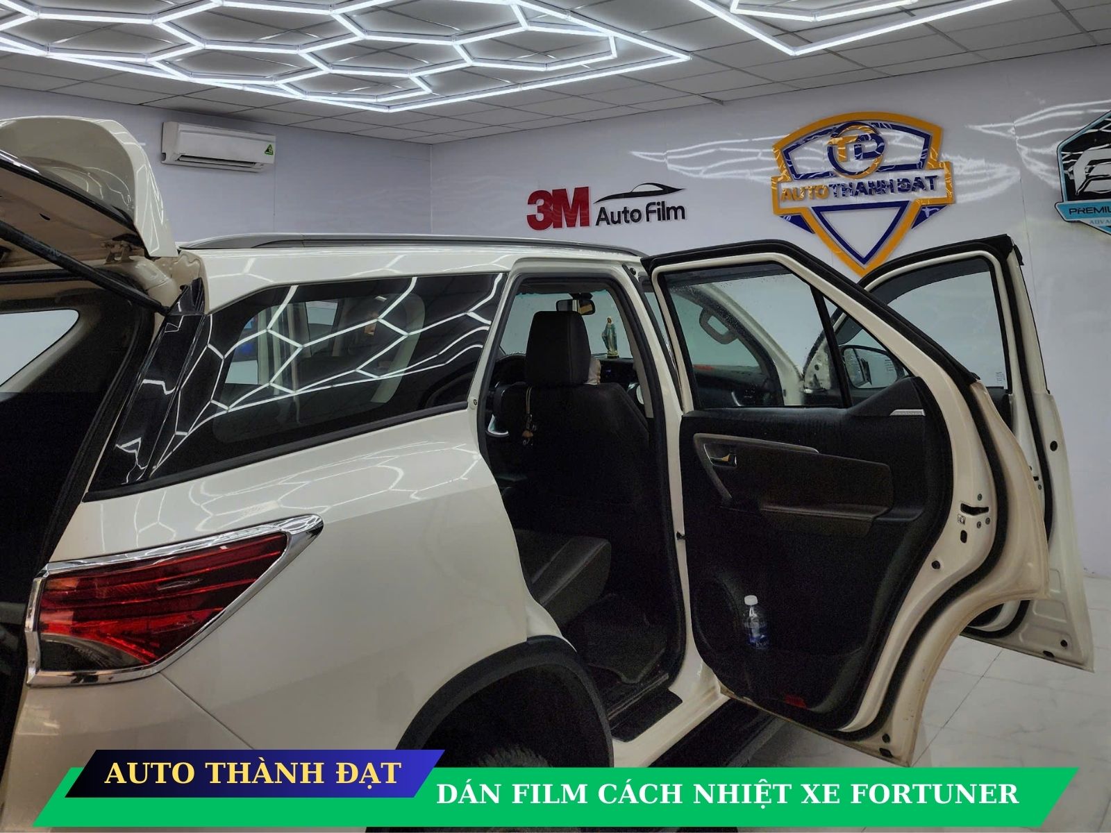 dan film cach nhiet xe fortuner