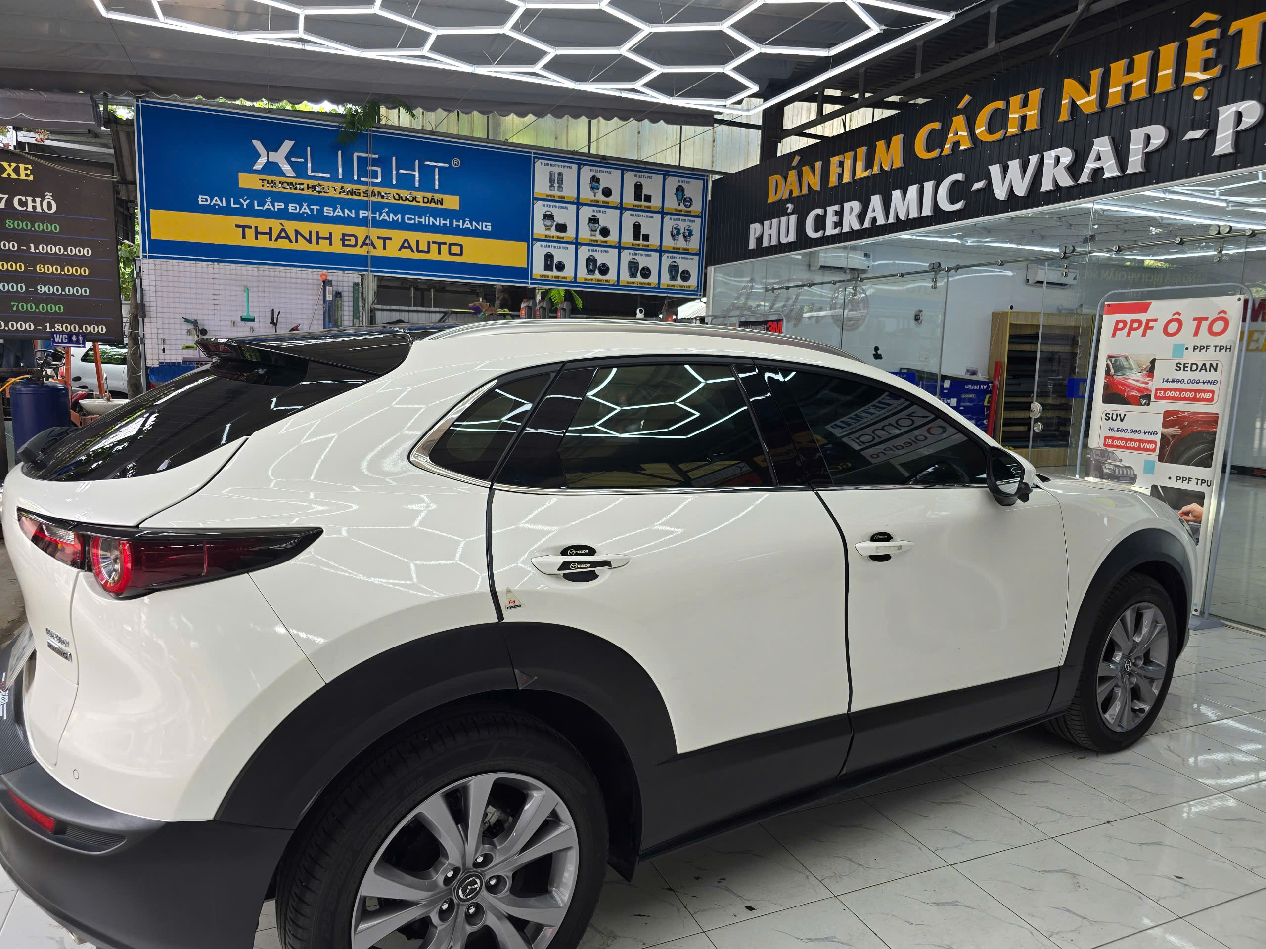 Dán phim cách nhiệt 3M Crystalline cho Mazda CX30