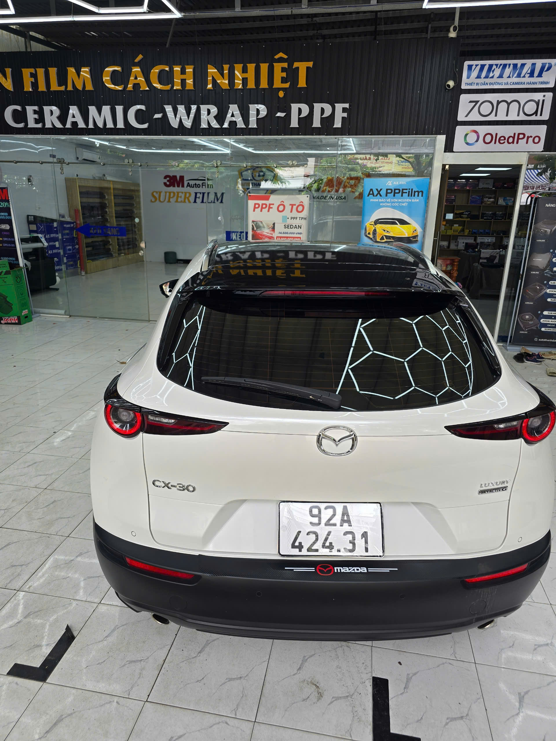 Dán phim cách nhiệt 3M Crystalline cho Mazda CX30
