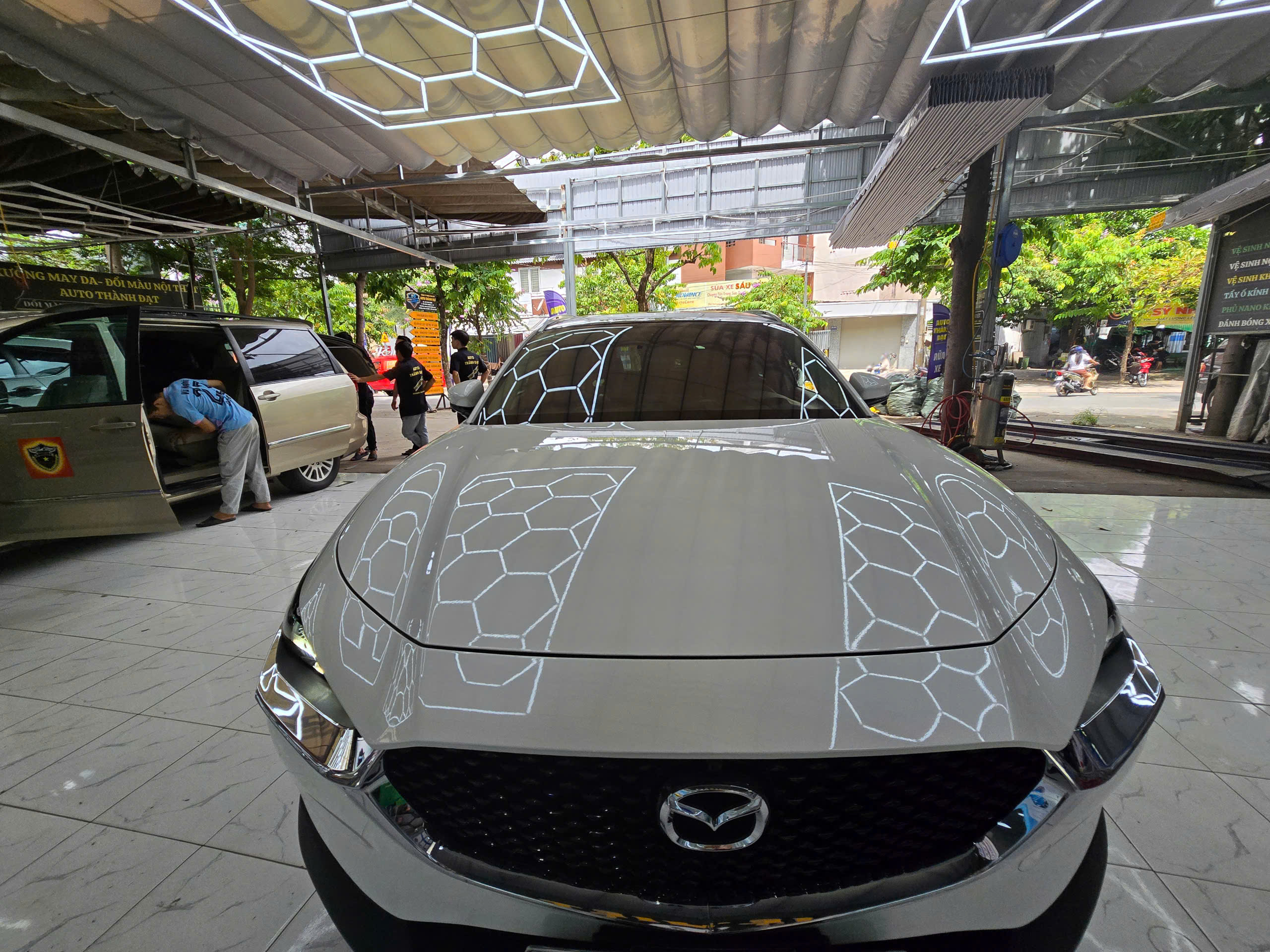 Dán phim cách nhiệt 3M Crystalline cho Mazda CX30