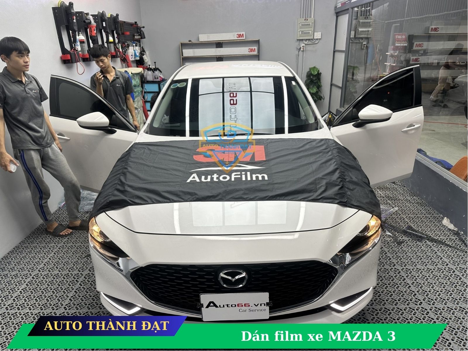 DÁN FILM CÁCH NHIỆT XE MAZDA 3