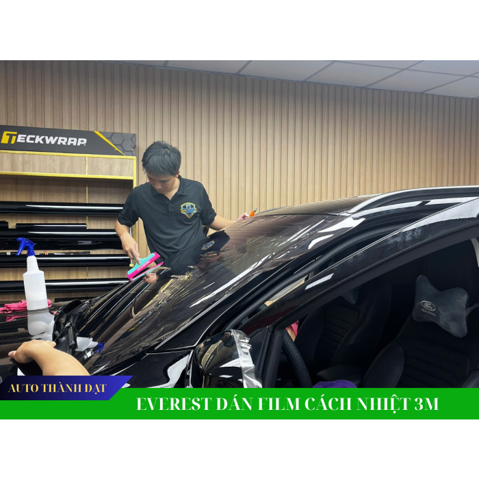 FORD EVEREST DÁN FILM CÁCH NHIỆT 3M