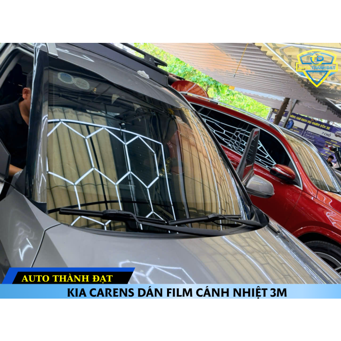 KIA CARENS DÁN FILM CÁCH NHIỆT 3M
