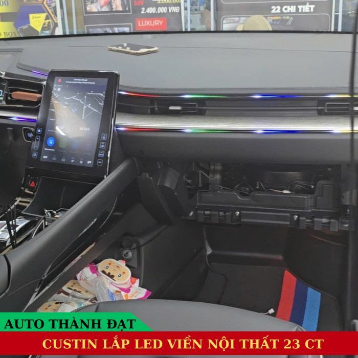 HYUNDAI CUSTIN LẮP LED VIỀN NỘI THẤT