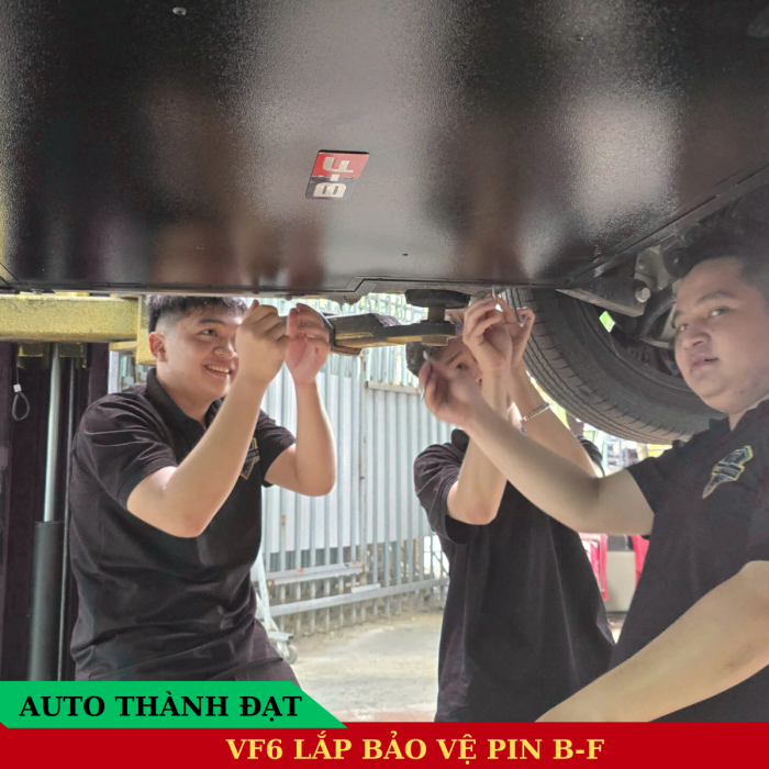 VINFAST VF6 LẮP ỐP BẢO VỆ PIN B-F