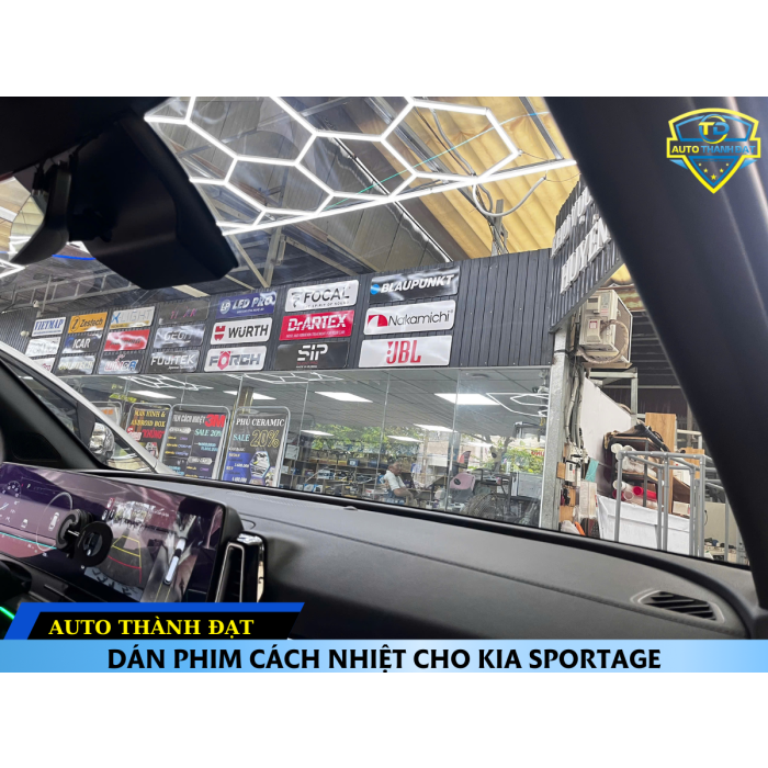 KIA SPORTAGE DÁN FILM CÁCH NHIỆT 3M