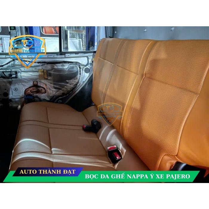 BỌC DA GHẾ XE PAJERO