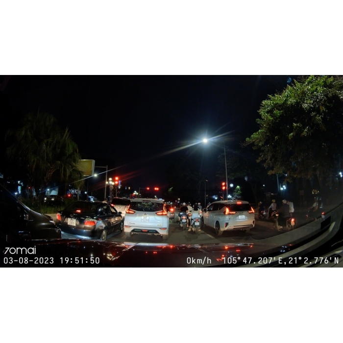 CAM HÀNH TRÌNH 70MAI A810