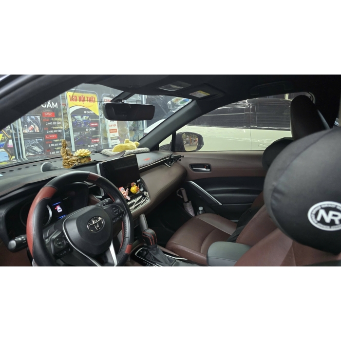 COROLLA CROSS DÁN FILM CÁCH NHIỆT