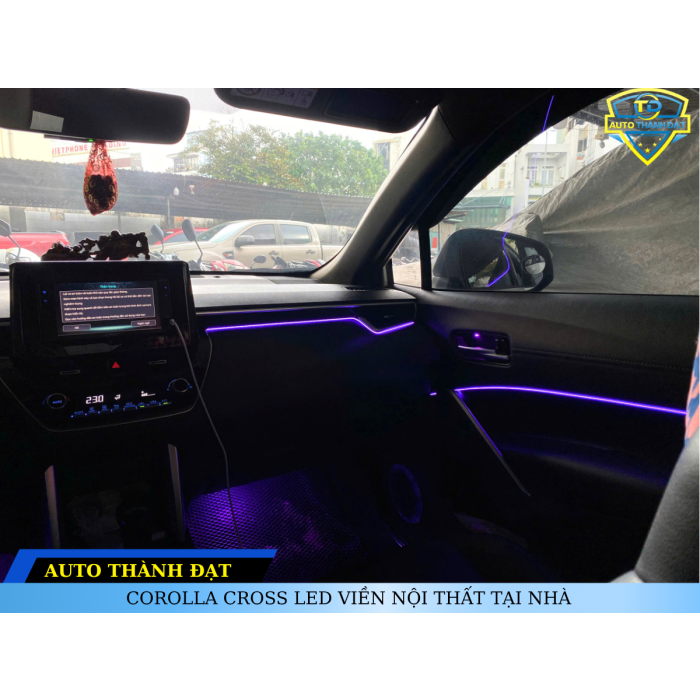 TOYOTA COROLLA CROSS LẮP LED VIỀN NỘI THẤT