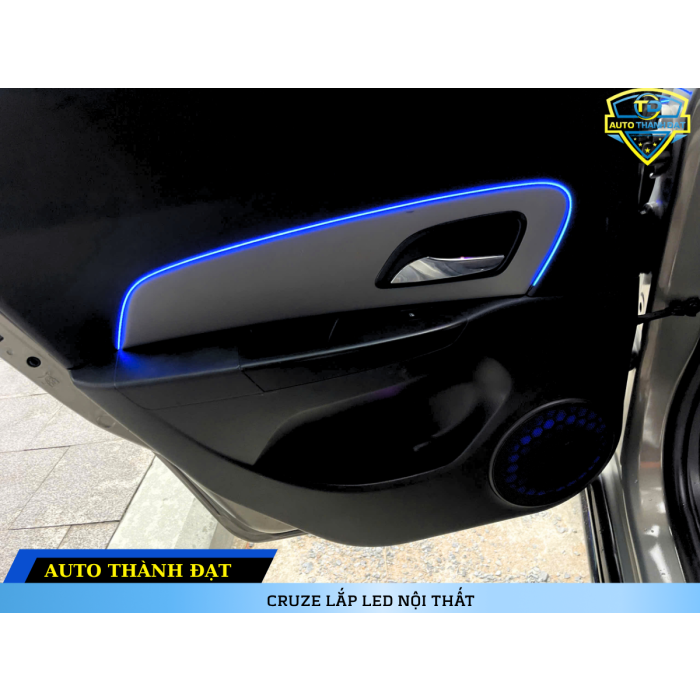 CRUZE LẮP LED VIỀN NỘI THẤT