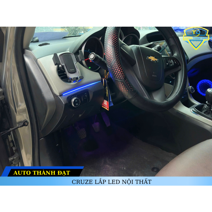 CRUZE LẮP LED VIỀN NỘI THẤT