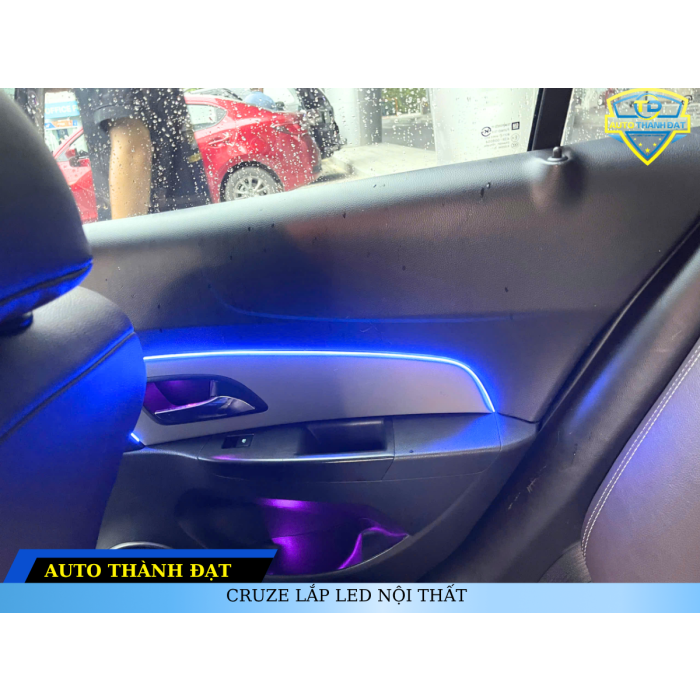 CRUZE LẮP LED VIỀN NỘI THẤT
